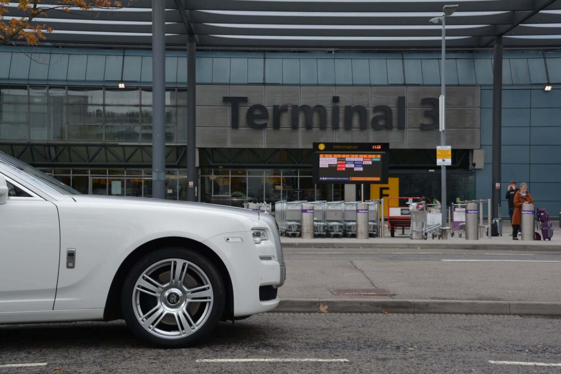 Rolls Royce SJ Chauffeurs Airport Transfer Service